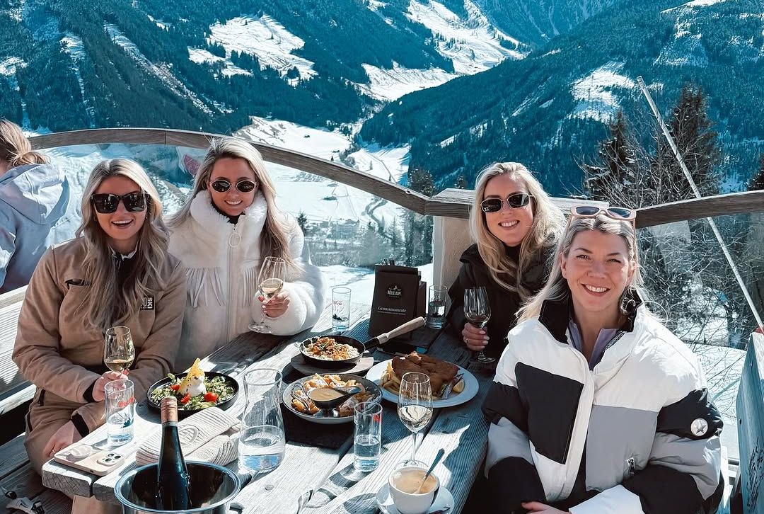 Daisy Fontein wint de winter met epische girlstrip op de ski’s